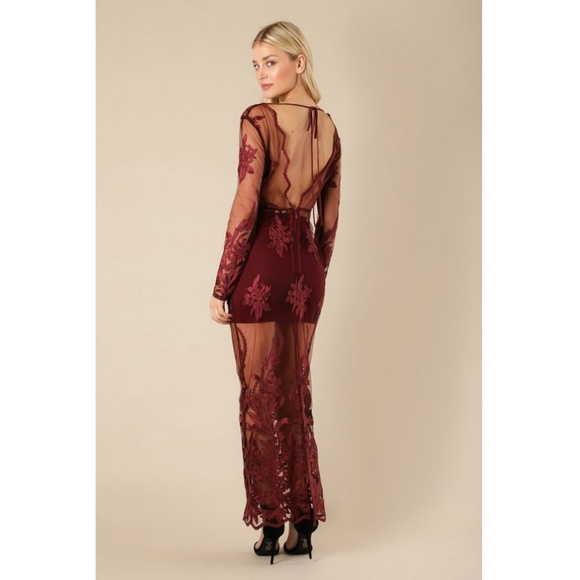 Wow Couture Scallop Lace Embroidered Maxi Gown - Picture 4 of 4
